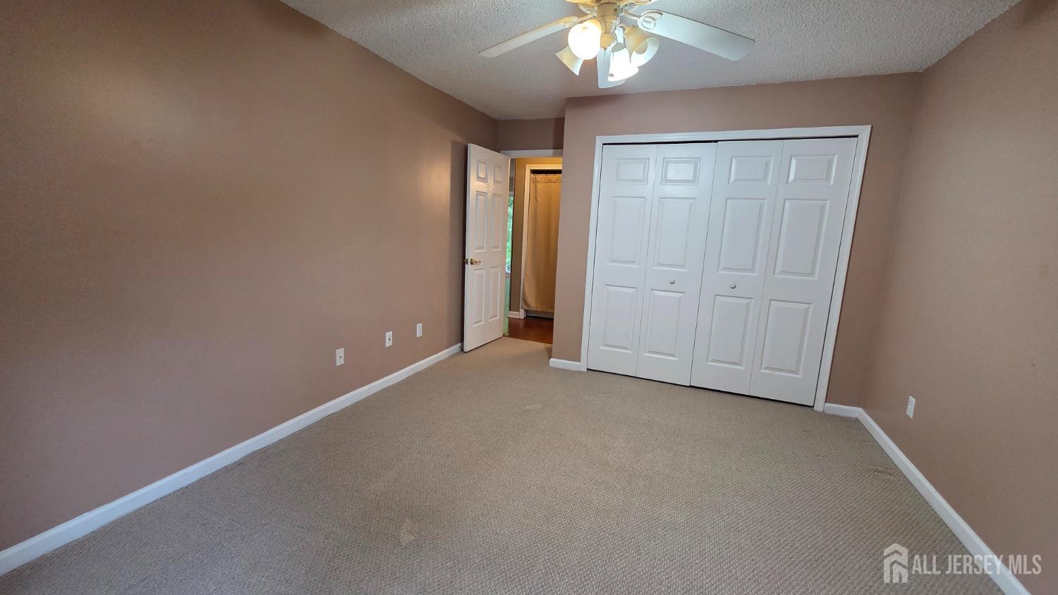 19 Tanglewood Court South Brunswick NJ 08852