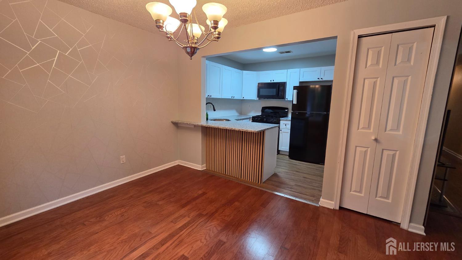 19 Tanglewood Court South Brunswick NJ 08852
