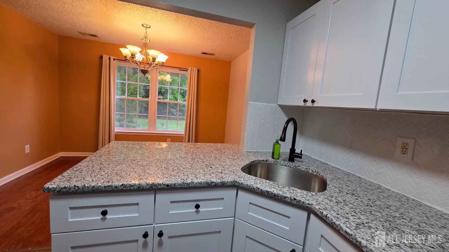19 Tanglewood Court South Brunswick NJ 08852