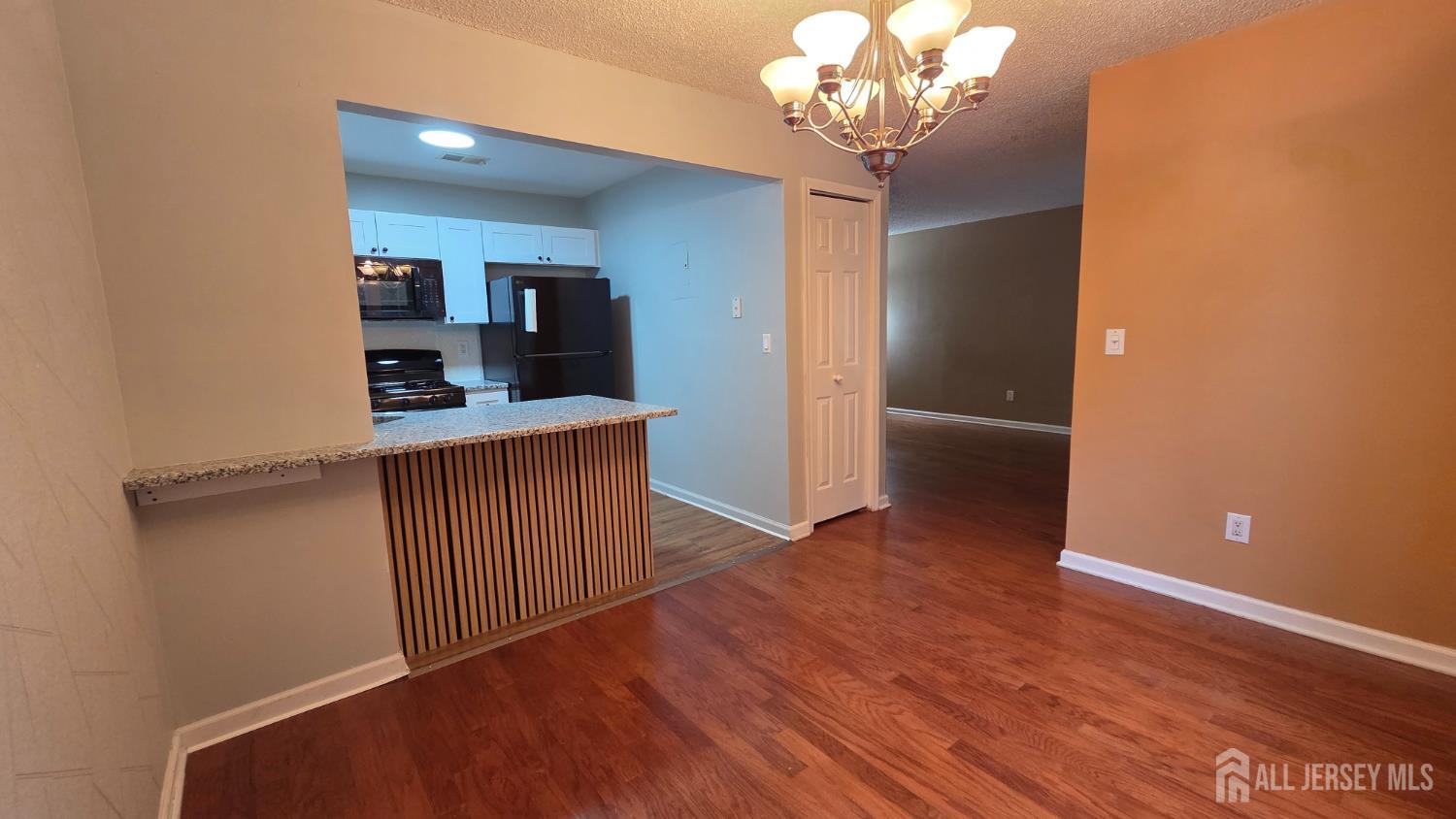 19 Tanglewood Court South Brunswick NJ 08852