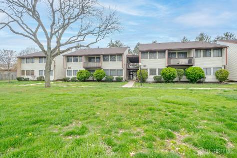 12-J Avon Drive East Windsor NJ 08520