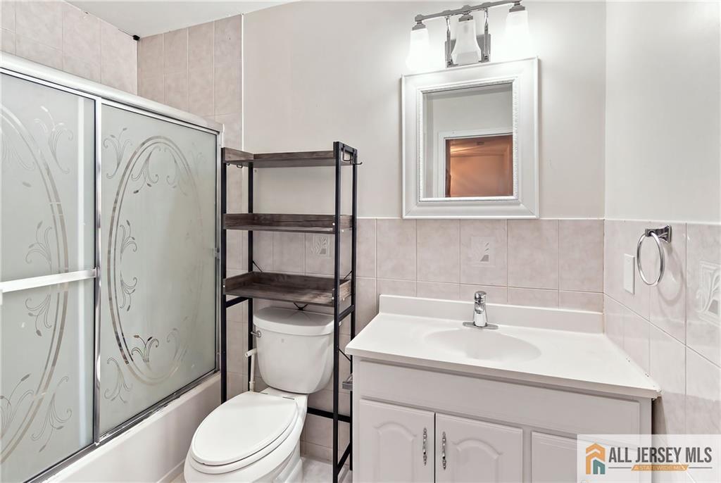 31 Allison Drive East Brunswick NJ 08816
