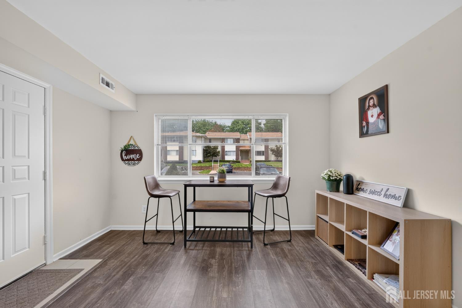 207 Mandon Court South Brunswick NJ 08540