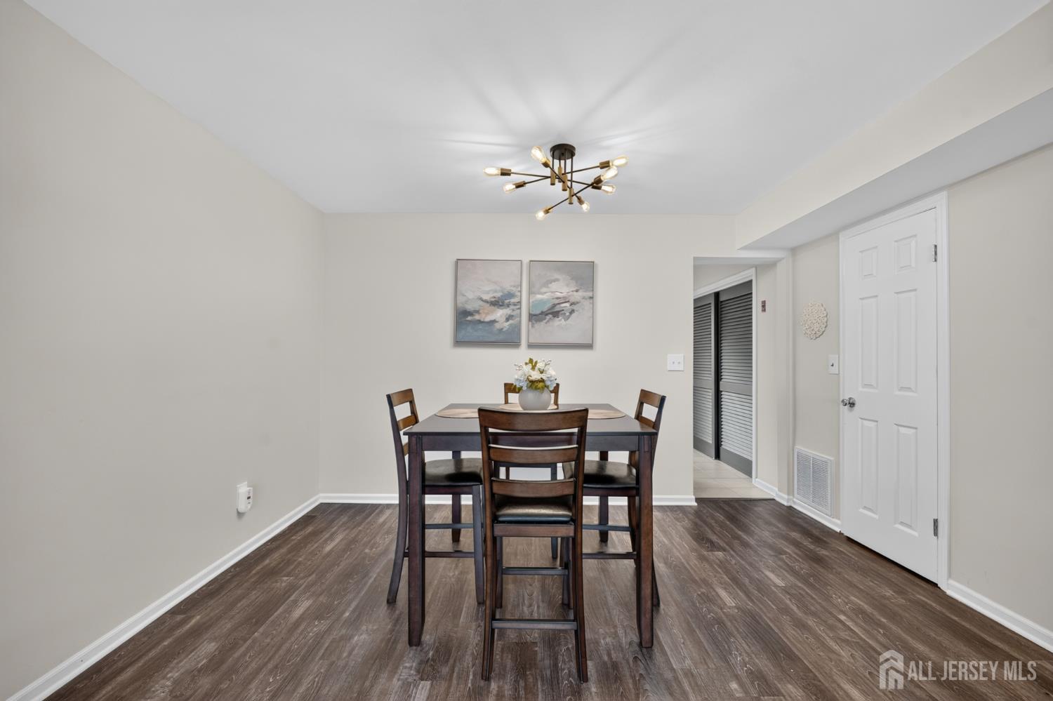 207 Mandon Court South Brunswick NJ 08540