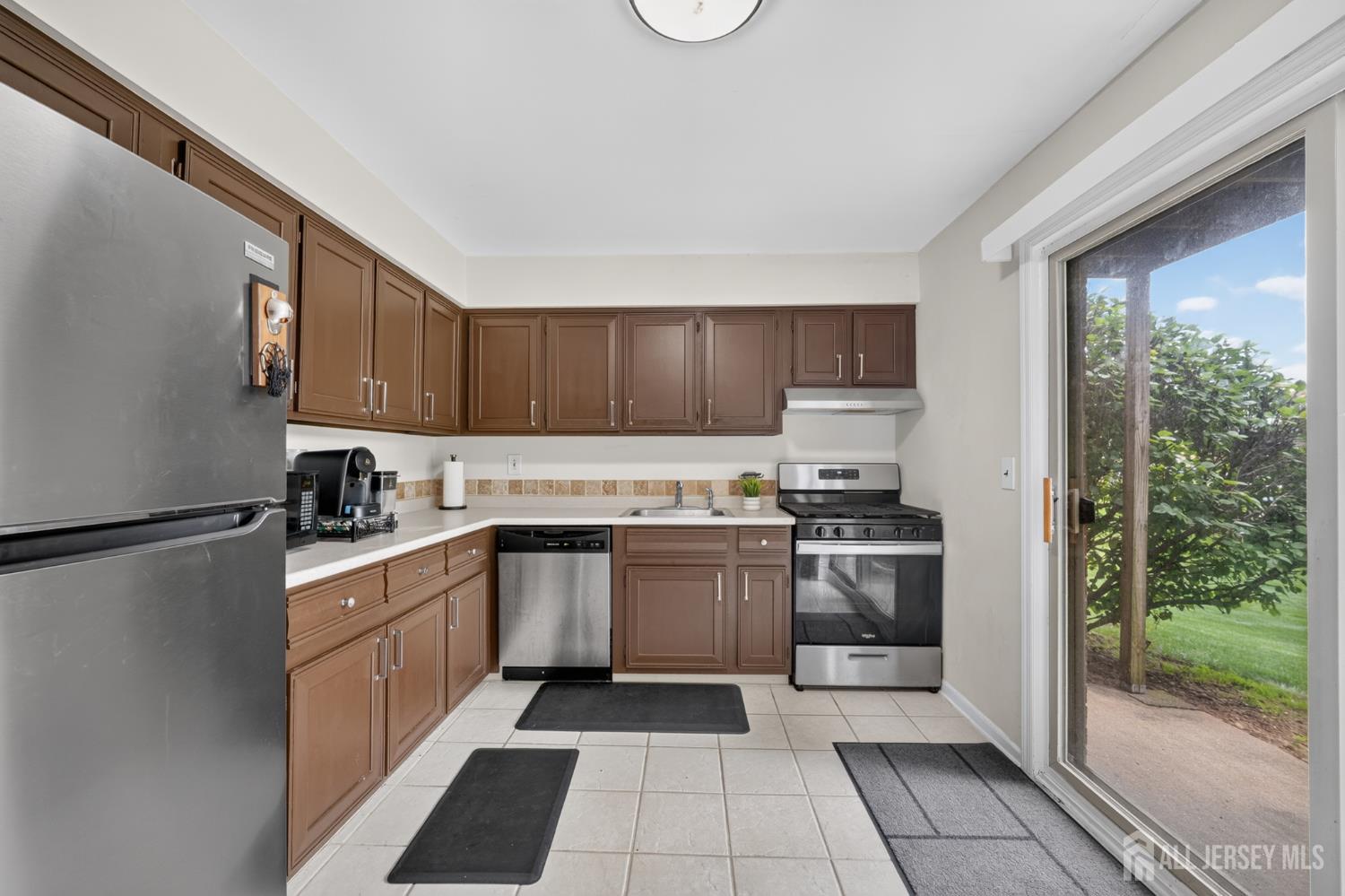 207 Mandon Court South Brunswick NJ 08540