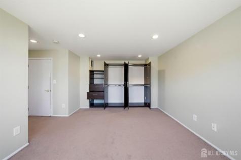 717 Stony Brook Way North Brunswick NJ 08902