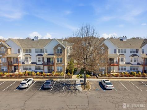717 Stony Brook Way North Brunswick NJ 08902