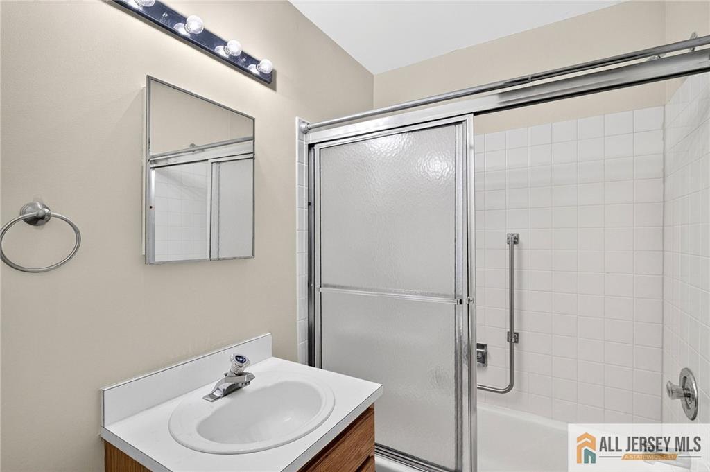 22 James Buchanan Drive Monroe NJ 08831