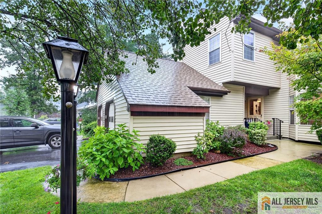 5 Hillsborough Drive Monroe NJ 08831