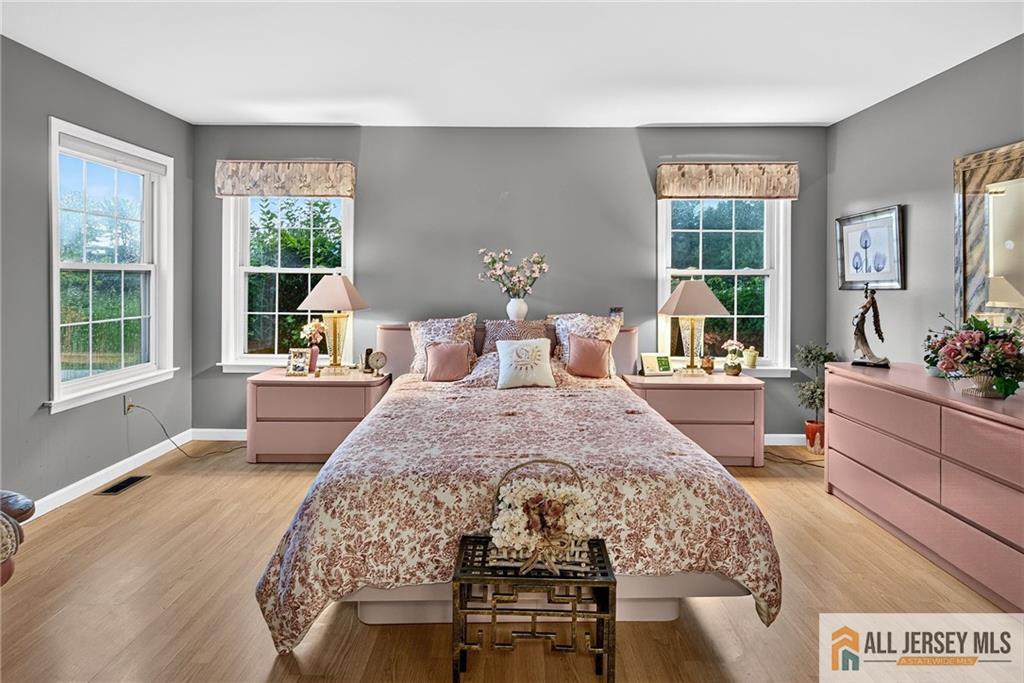 5 Hillsborough Drive Monroe NJ 08831