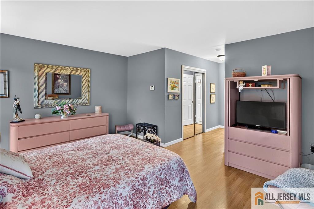 5 Hillsborough Drive Monroe NJ 08831