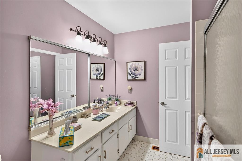 5 Hillsborough Drive Monroe NJ 08831