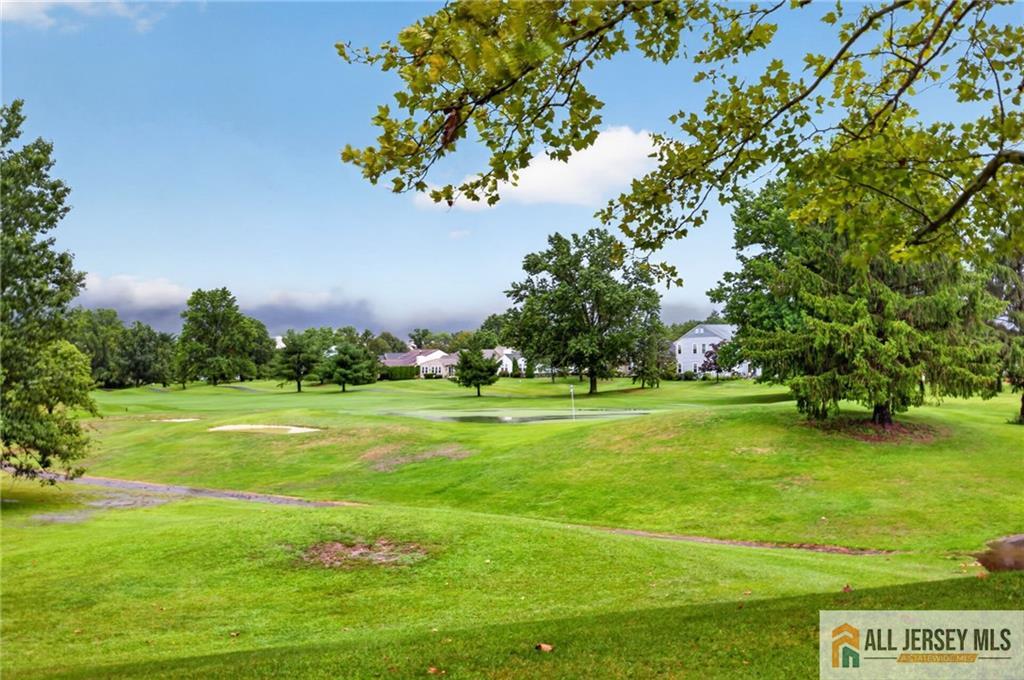5 Hillsborough Drive Monroe NJ 08831