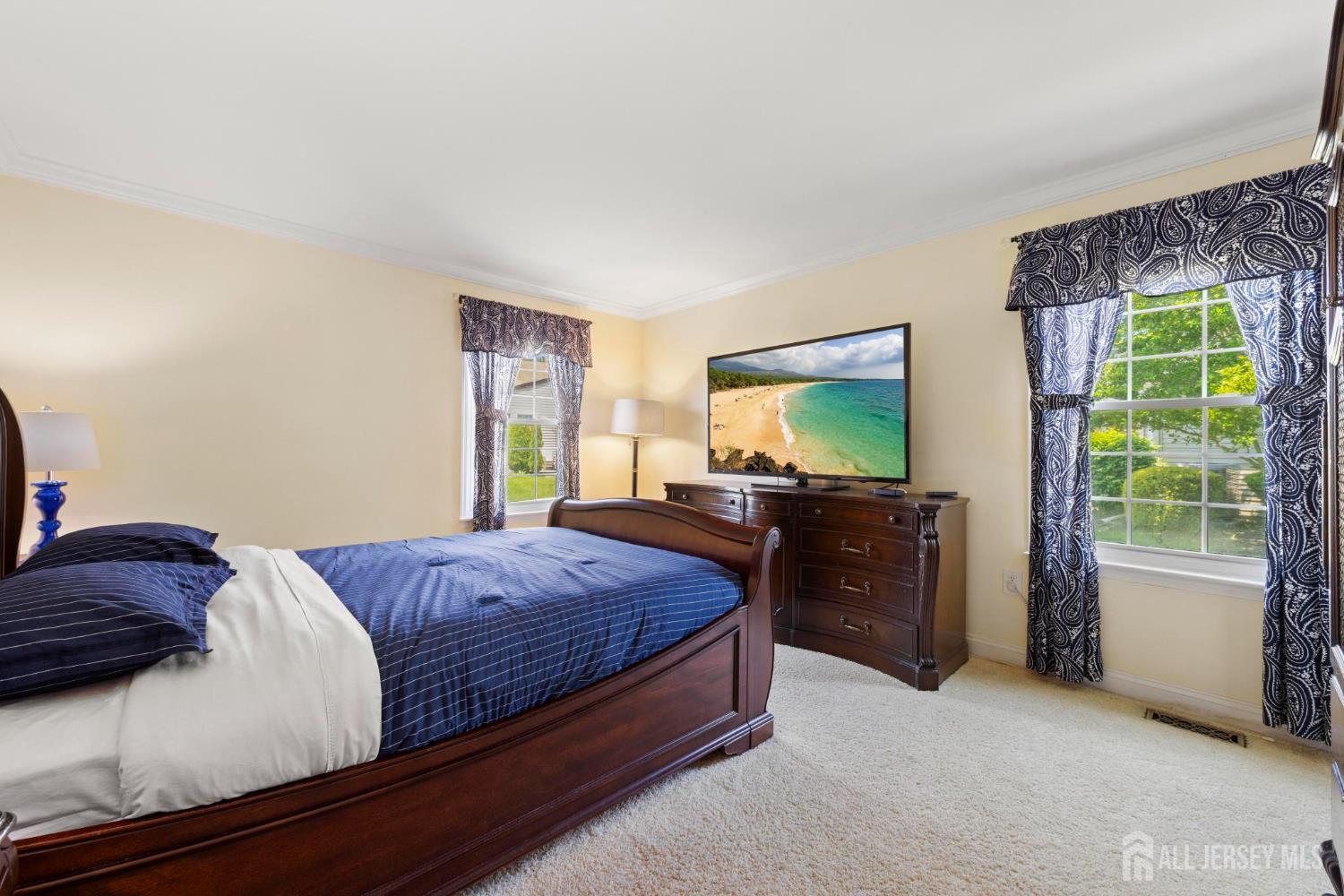 10 Alexander Hamilton Court Monroe NJ 08831