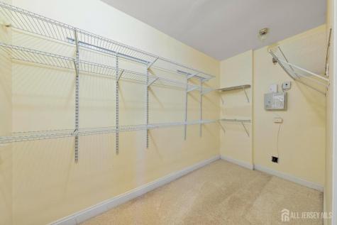 10 Alexander Hamilton Court Monroe NJ 08831
