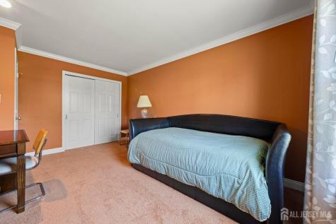 10 Alexander Hamilton Court Monroe NJ 08831