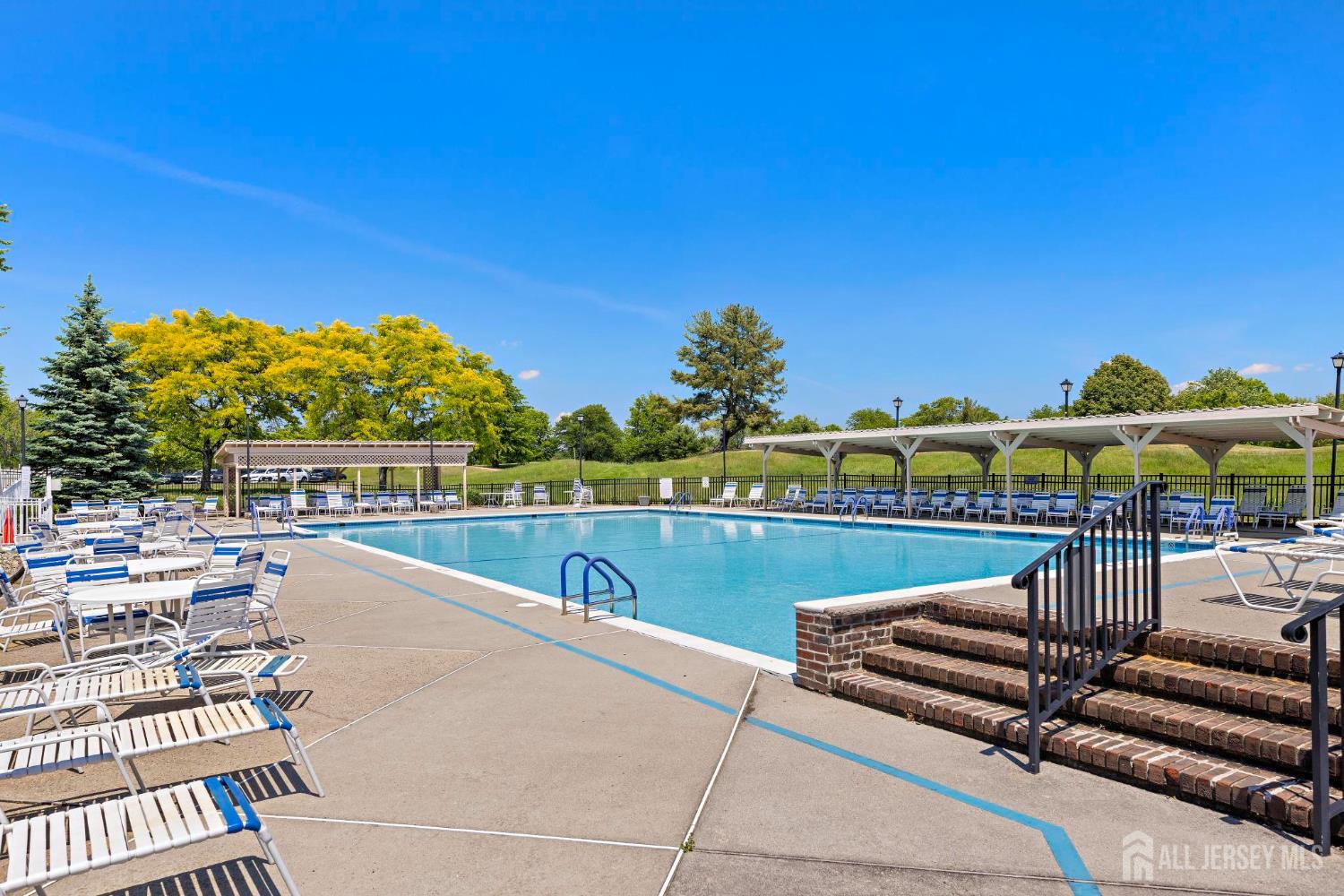 10 Alexander Hamilton Court Monroe NJ 08831