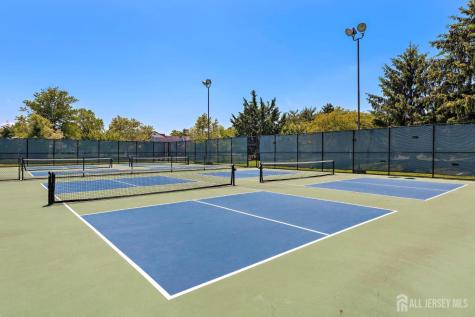 10 Alexander Hamilton Court Monroe NJ 08831