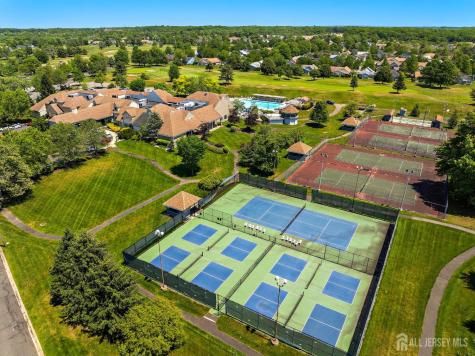 10 Alexander Hamilton Court Monroe NJ 08831