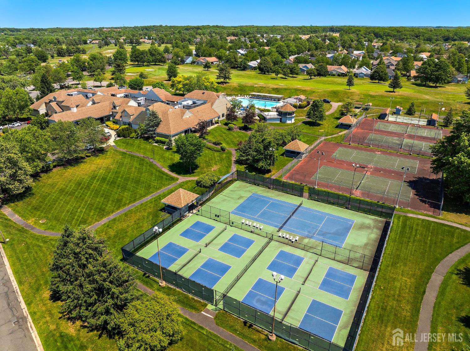10 Alexander Hamilton Court Monroe NJ 08831