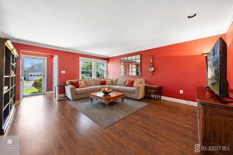 10 Alexander Hamilton Court Monroe NJ 08831