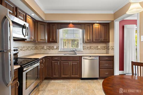 10 Alexander Hamilton Court Monroe NJ 08831