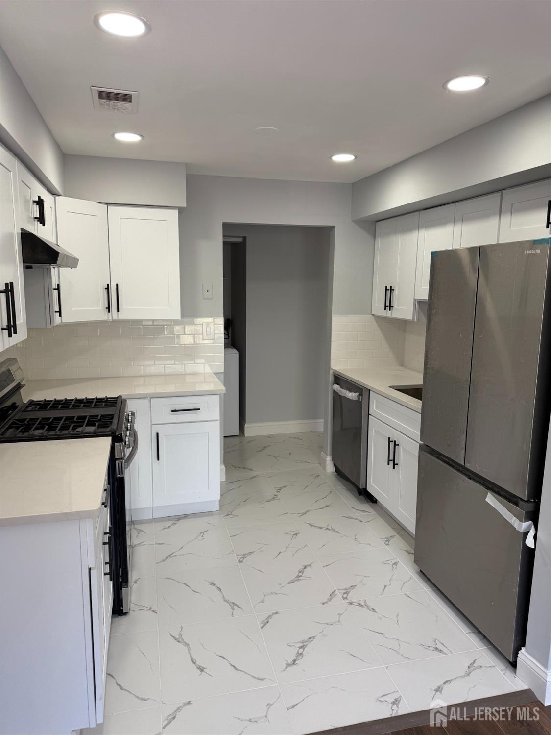 1008 Hidden Village Drive Perth Amboy NJ 08861