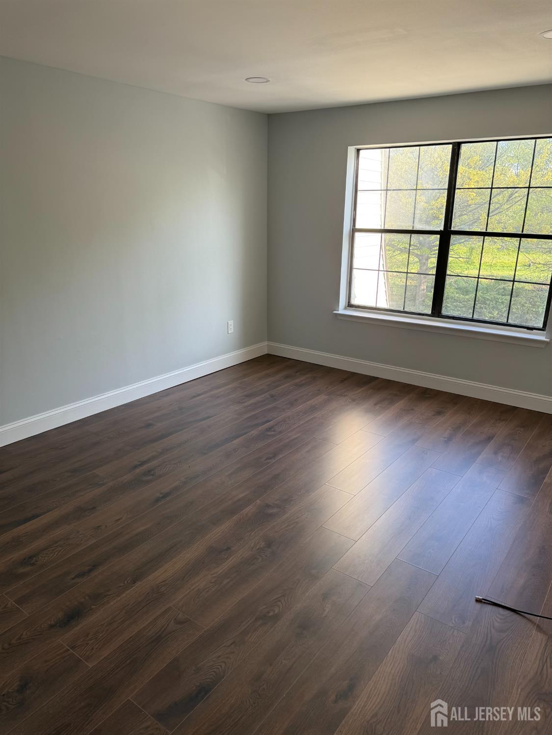 1008 Hidden Village Drive Perth Amboy NJ 08861