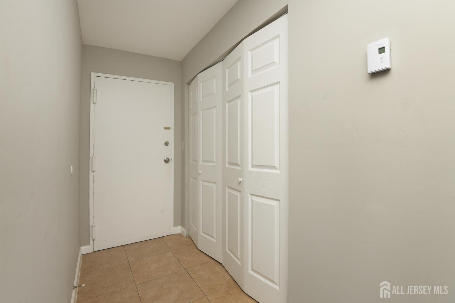 808 Eves Drive Hillsborough NJ 08844