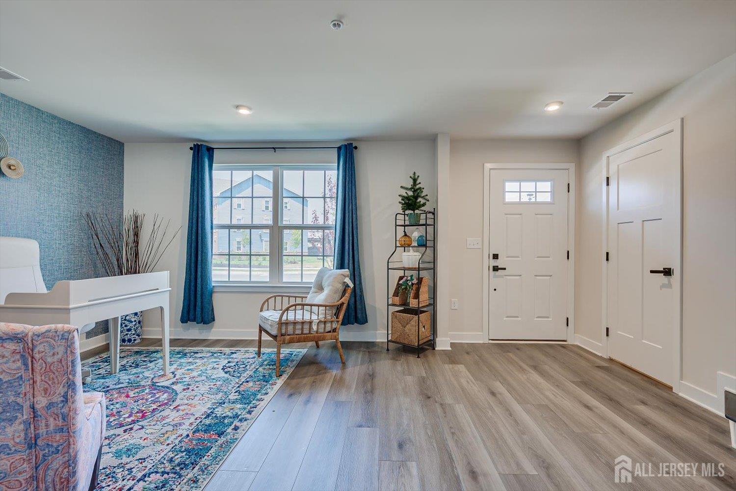 220 Anchor Way Aberdeen NJ 07721