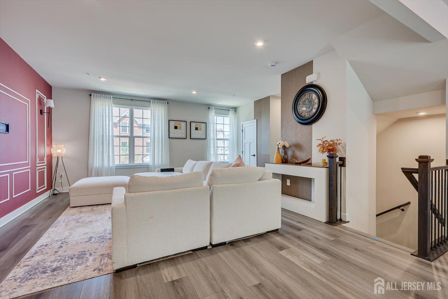 220 Anchor Way Aberdeen NJ 07721