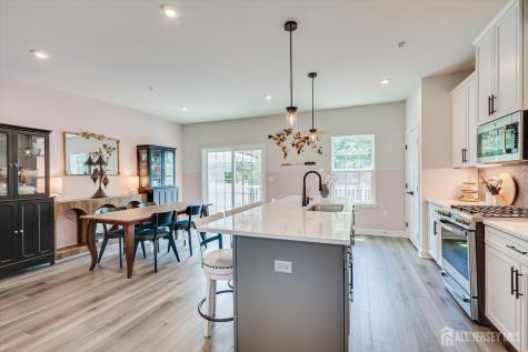 220 Anchor Way Aberdeen NJ 07721