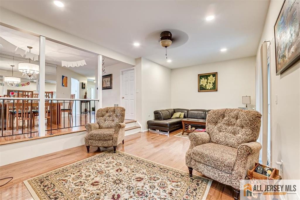 54 Davids Court South Brunswick NJ 08810