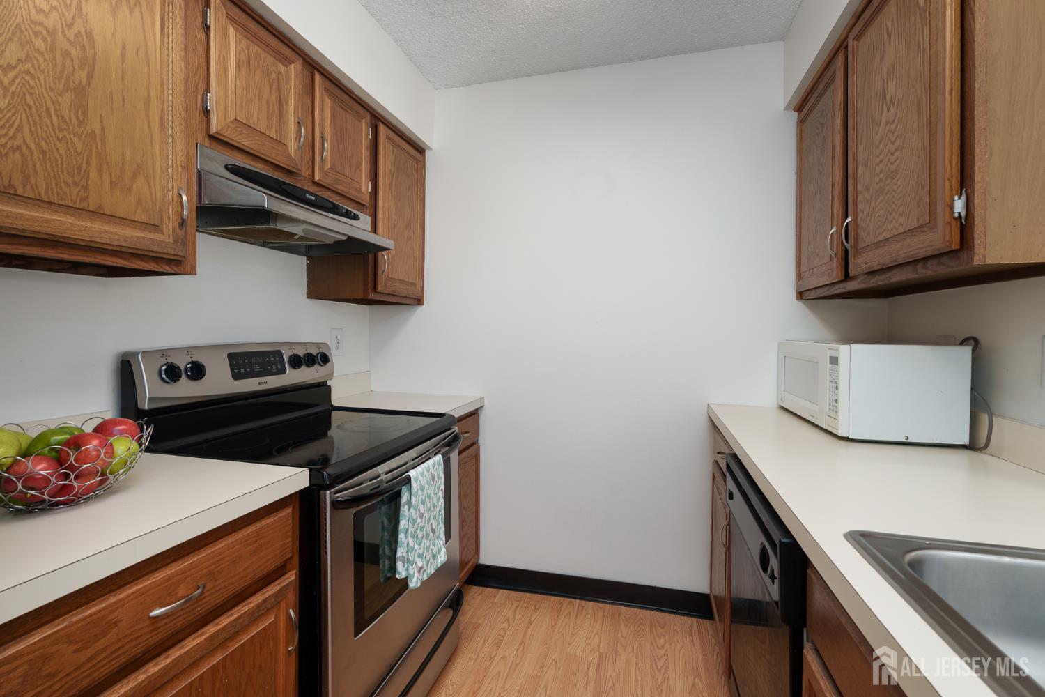 8210 Tamarron Drive Plainsboro NJ 08536