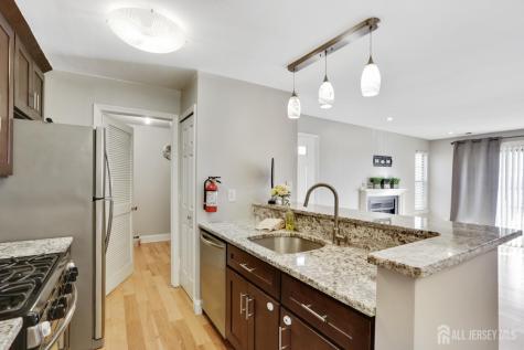 21 Lear Court East Brunswick NJ 08816
