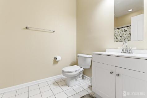 2103 Avery Court Franklin NJ 08873