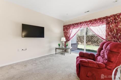 2103 Avery Court Franklin NJ 08873