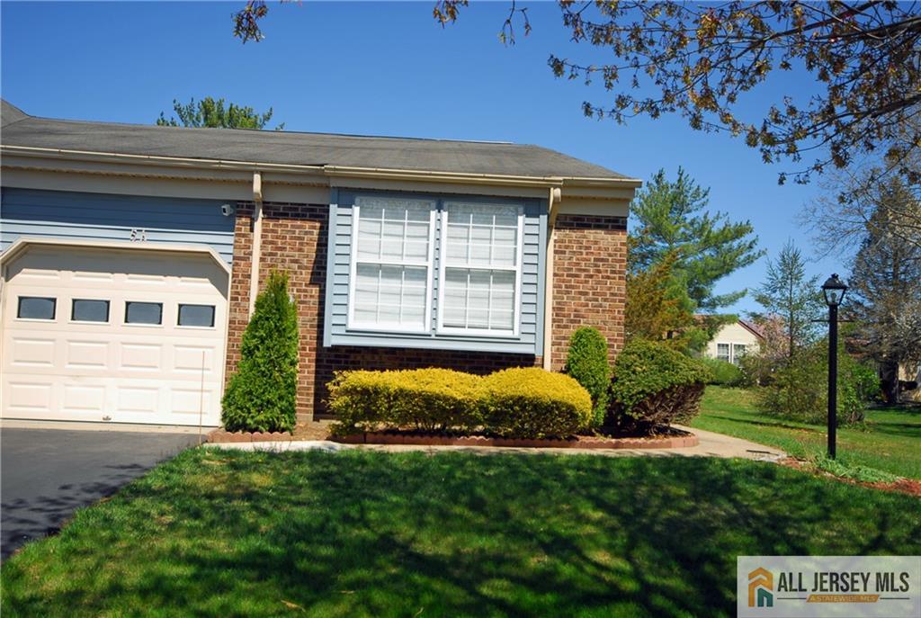 5 Surrey Court Monroe NJ 08831