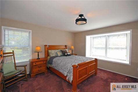 5 Surrey Court Monroe NJ 08831