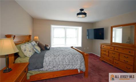 5 Surrey Court Monroe NJ 08831