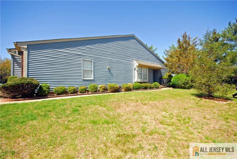 5 Surrey Court Monroe NJ 08831