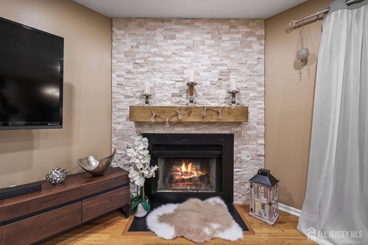25 Sandpiper Drive Parlin NJ 08859