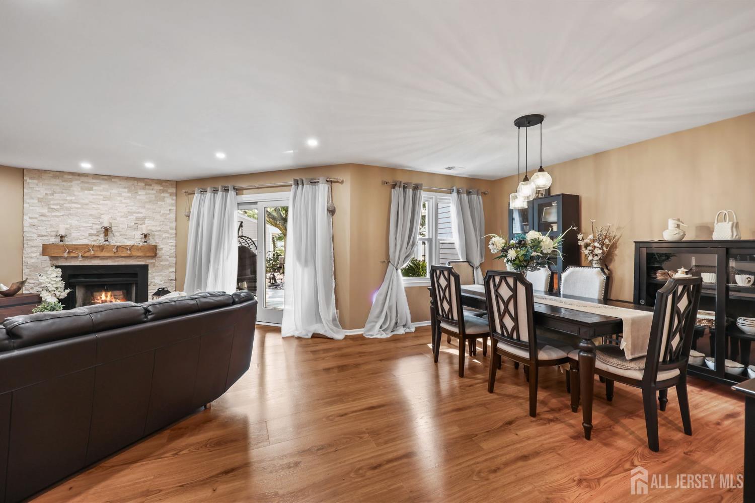 25 Sandpiper Drive Parlin NJ 08859
