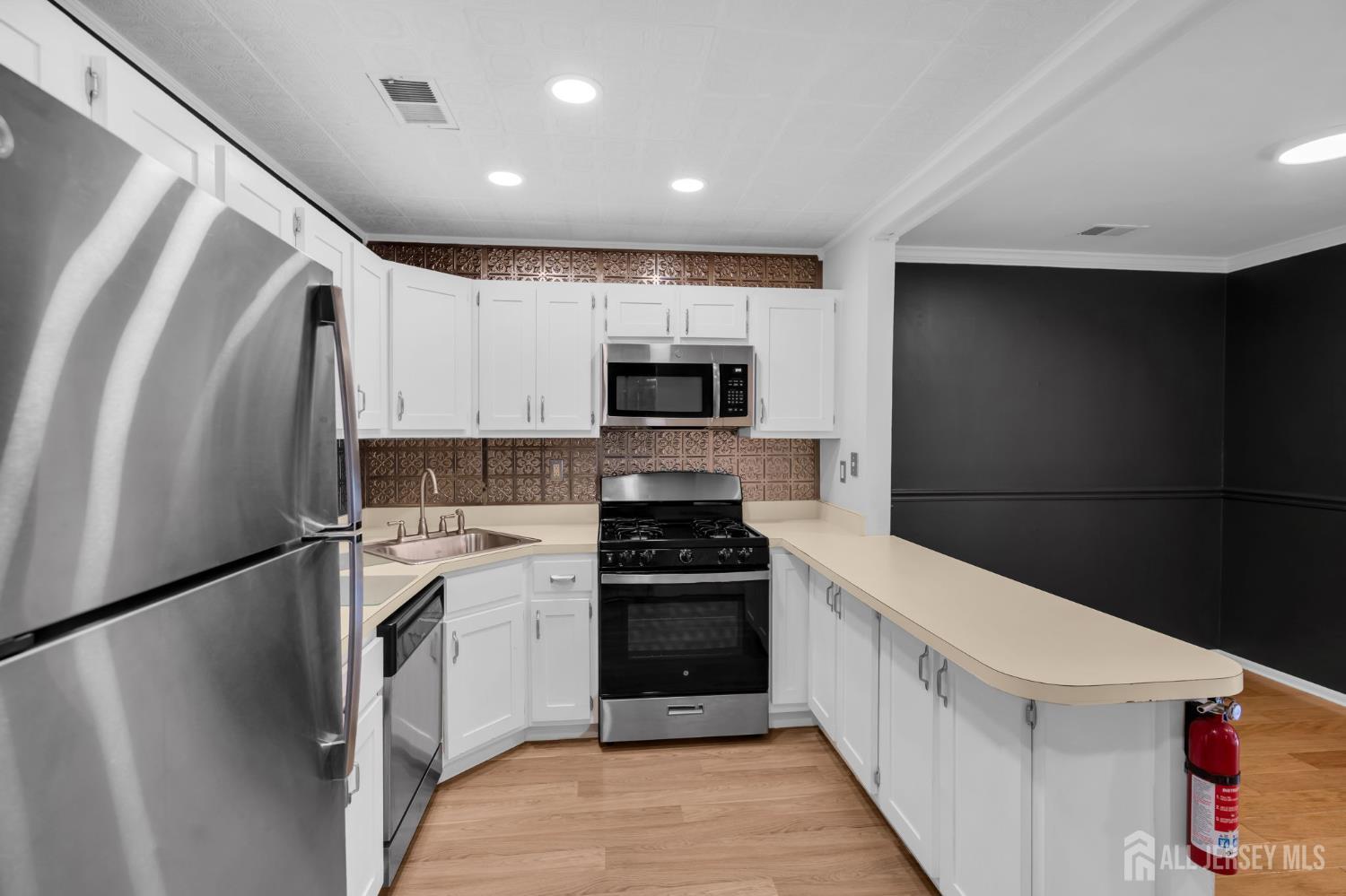 39 Pennsylvania Way North Brunswick NJ 08902