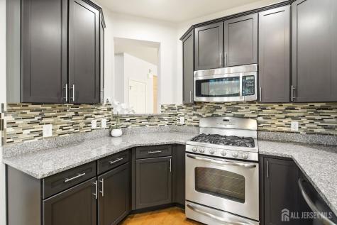1105 Fir Court Franklin Twsp NJ 08873