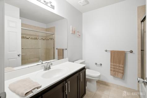 1105 Fir Court Franklin Twsp NJ 08873