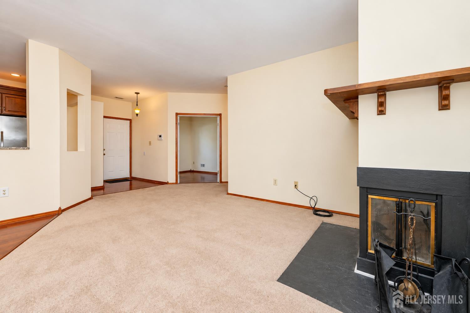 7381 Elm Court South Brunswick NJ 08852