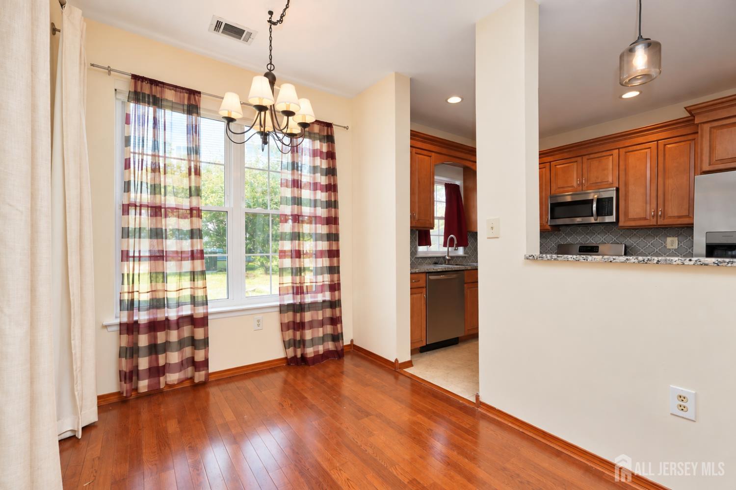 7381 Elm Court South Brunswick NJ 08852