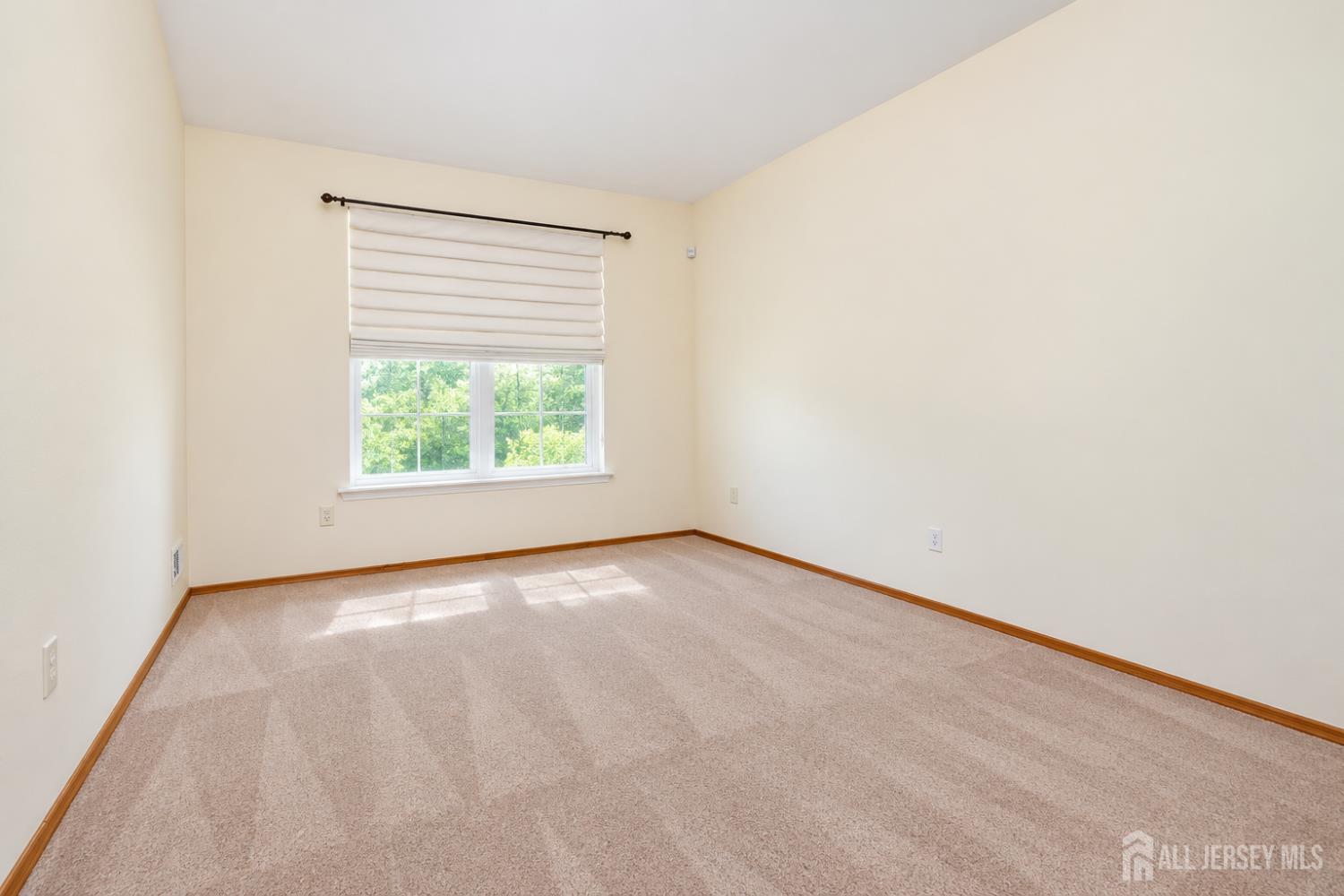 7381 Elm Court South Brunswick NJ 08852