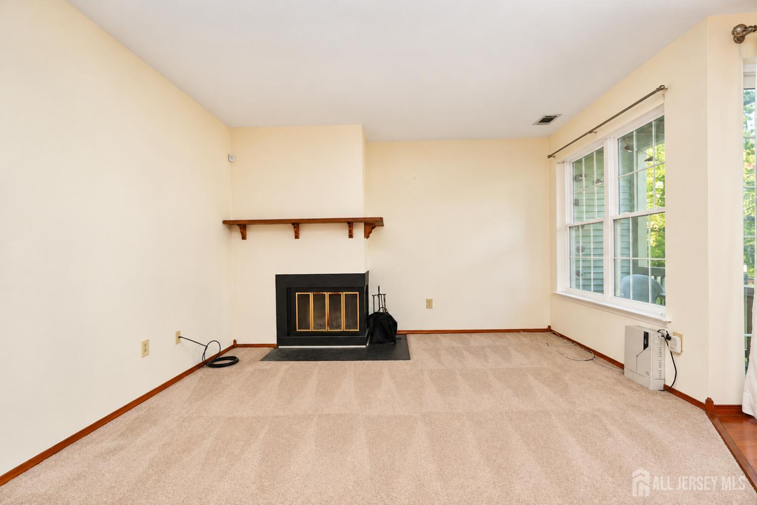 7381 Elm Court South Brunswick NJ 08852